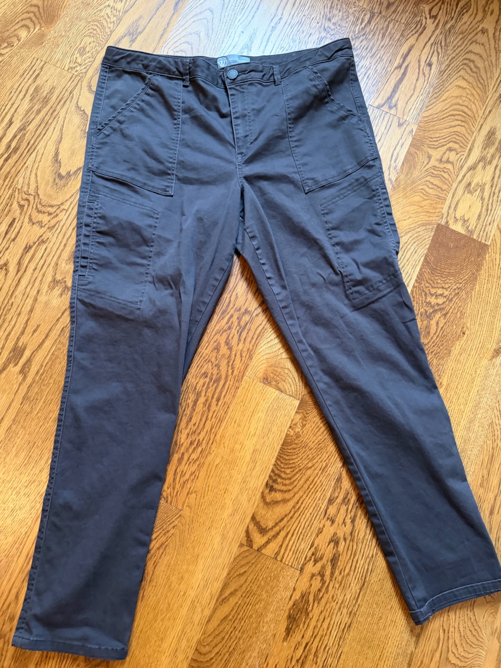 Wit & Wisdom Women’s Pants in Dark Grey